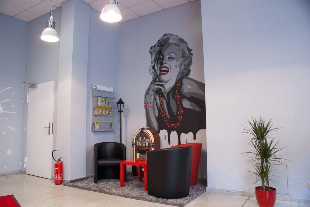 Hostel Die Etage East เบอร์ลิน ภายนอก รูปภาพ