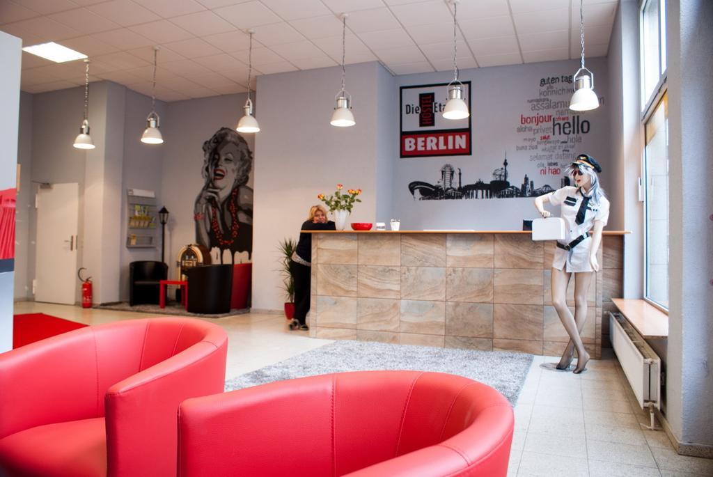 Hostel Die Etage East เบอร์ลิน ภายนอก รูปภาพ