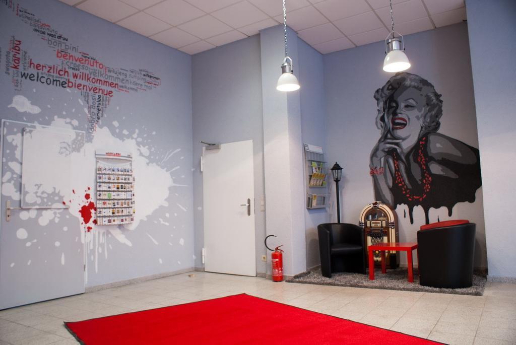 Hostel Die Etage East เบอร์ลิน ภายนอก รูปภาพ